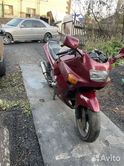 Кавасаки zzr400