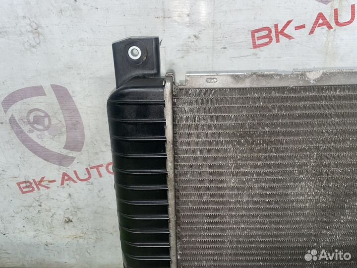 Радиатор охлаждения двс Cadillac Escalade GMT900