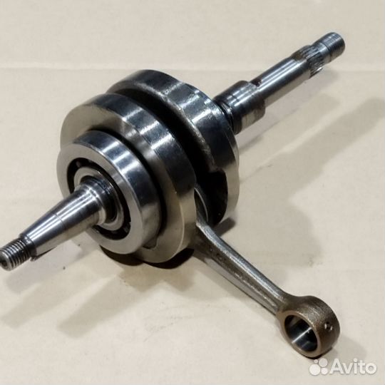 Коленвал Honda Dio 27,30. Оригинальный