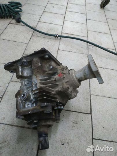 8200988057 Раздаточная коробка Рено Duster 2л