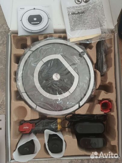 Робот пылесос irobot roomba 780