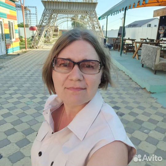 Продавец,администратор