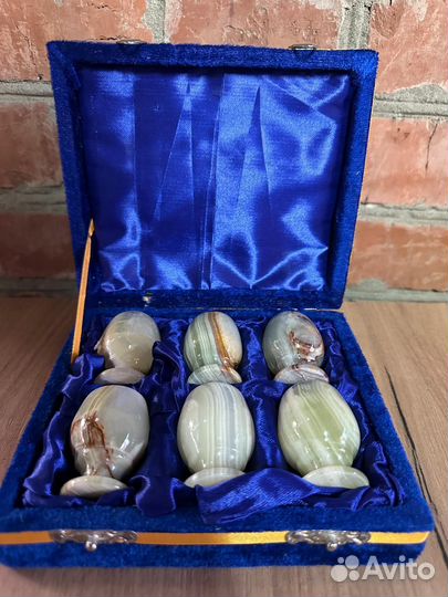 Рюмки из камня оникс