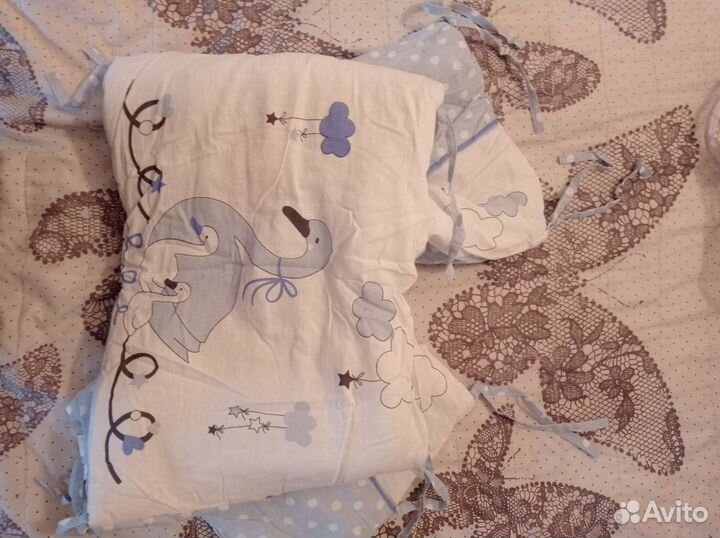 Бортики в кроватку