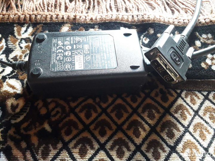 Монитор LG flatron l1960tr