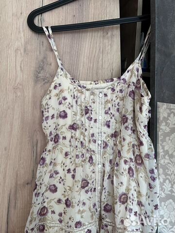 Блузка на бретельках