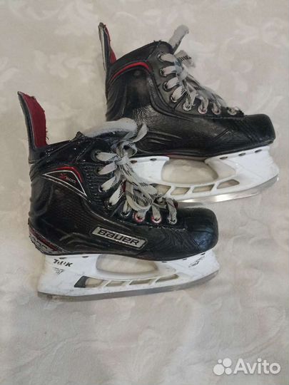 Хоккейные коньки bauer vapor