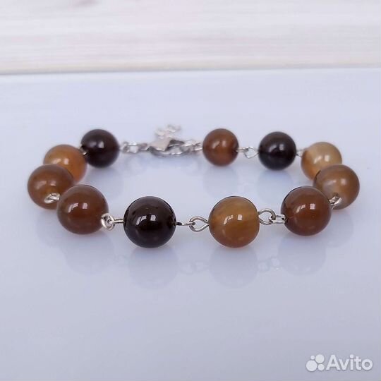 Браслет из бусин агата