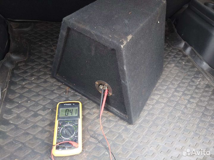 Колонки в авто, subwoofer, саб, динамики