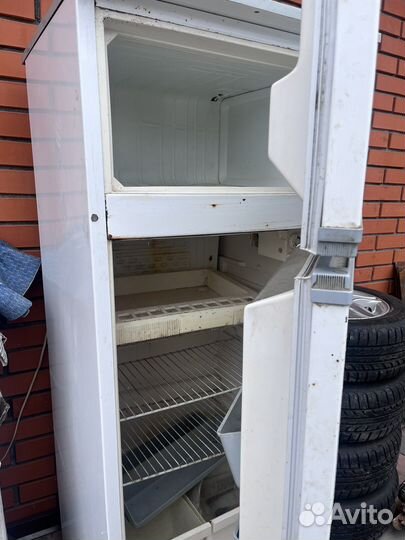 Холодильник бу