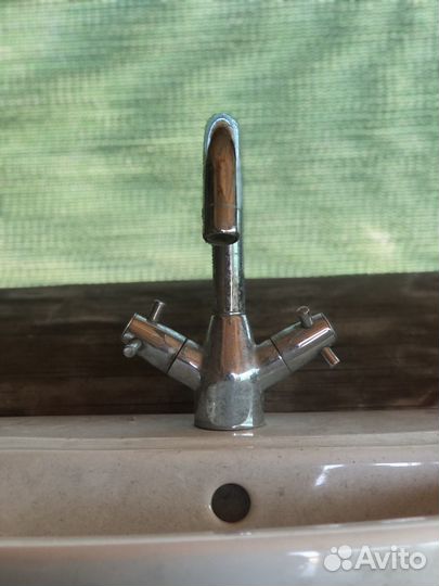 Раковина бу