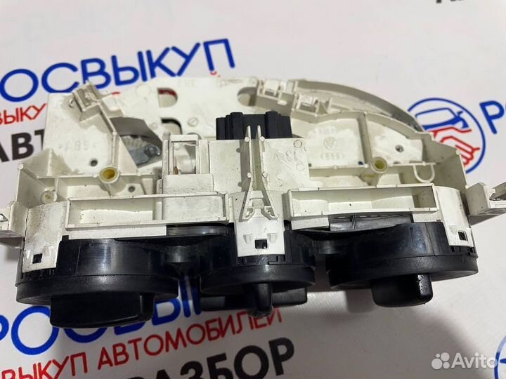 Блок управления отопителем Skoda Octavia (A4) I ре