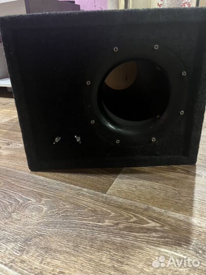 Коробка для сабвуфера