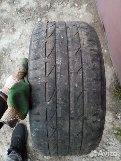 Bridgestone Potenza S001 245/40 R18