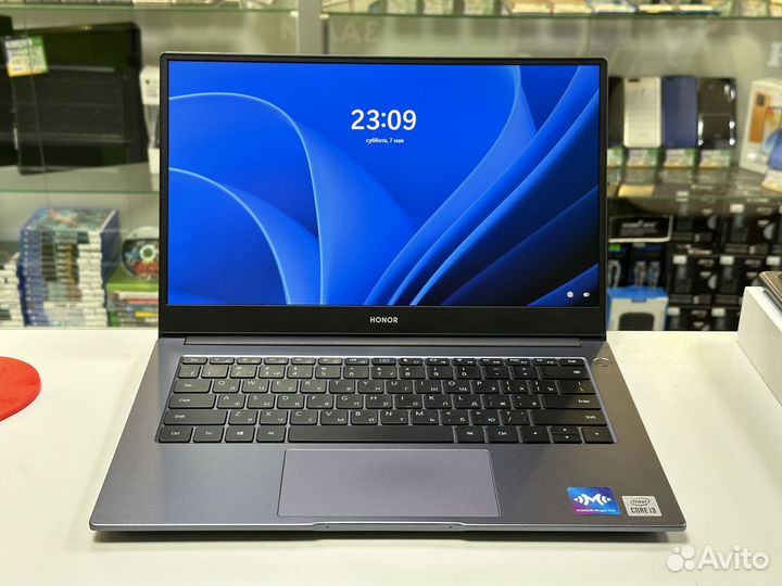 14 honor magic book i3/8/256