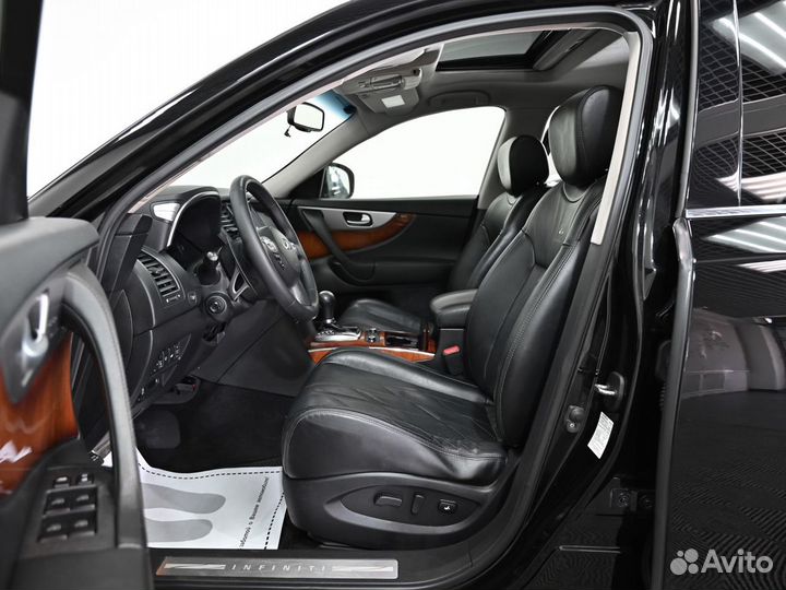 Infiniti QX70 3.7 AT, 2014, 173 000 км