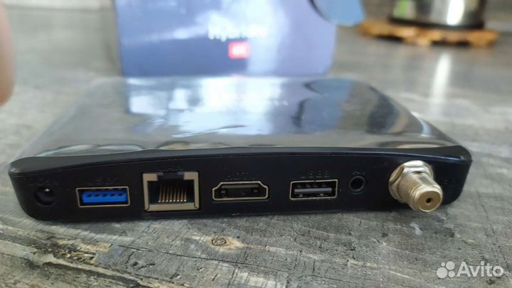 Спутниковая 4к андроид приставка Mecool M8S Plus