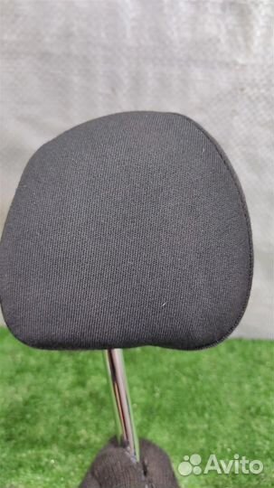 Подголовник BMW X3 (E83) 2004