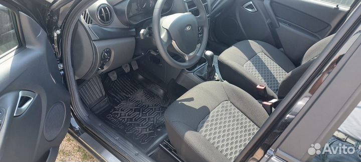 LADA Granta 1.6 МТ, 2023, 10 км