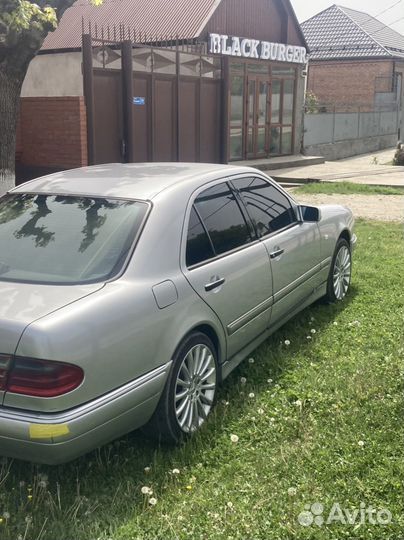 Mercedes-Benz E-класс 2.3 AT, 1997, 300 000 км