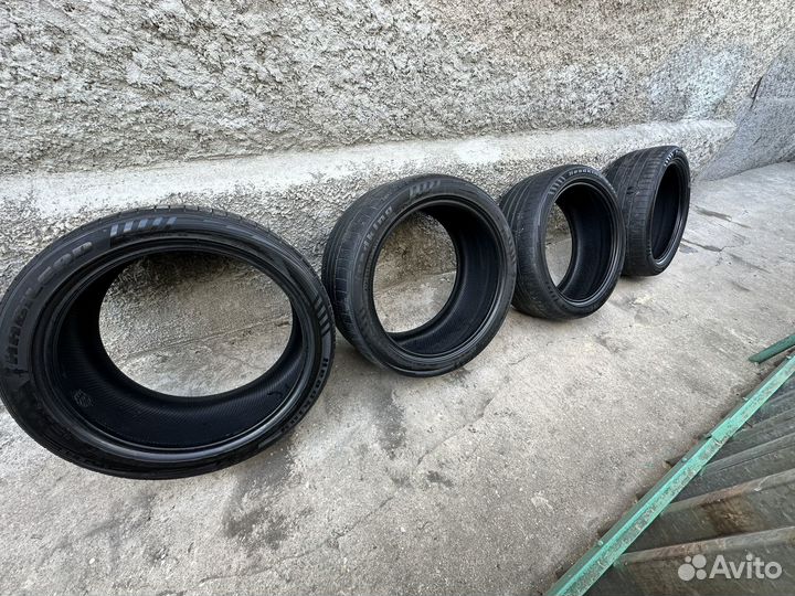 Habilead HF330 275/40 R21 и 315/35 R21 107Y