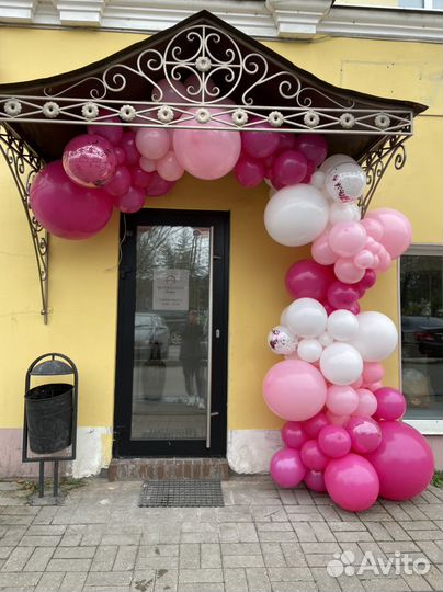 Гирлянда из шаров. Оформление входной группы