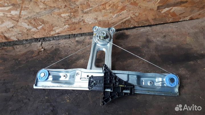 Стеклоподъемник механический задний правый Opel I