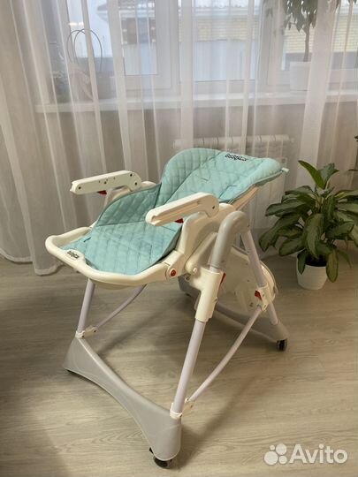 Стульчик для кормления babyton