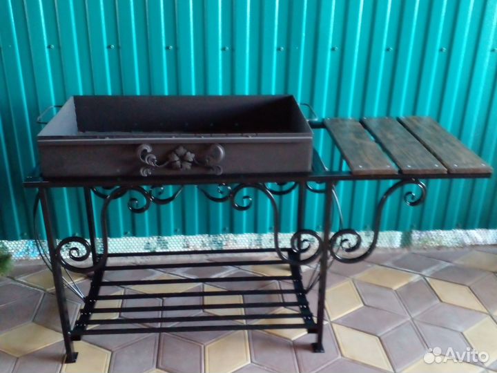 Шашлычница садовая