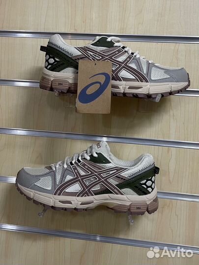 Кроссовки asics kahana