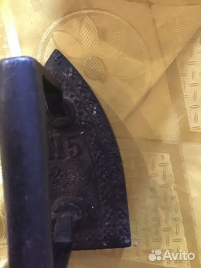 Утюг старинный