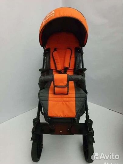 Прогулочная коляска новая
