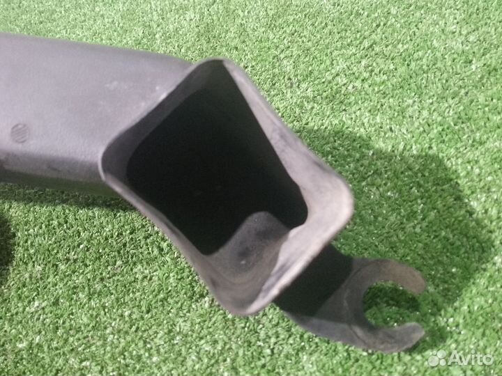 Резонатор воздушного фильтра Kia Rio 1