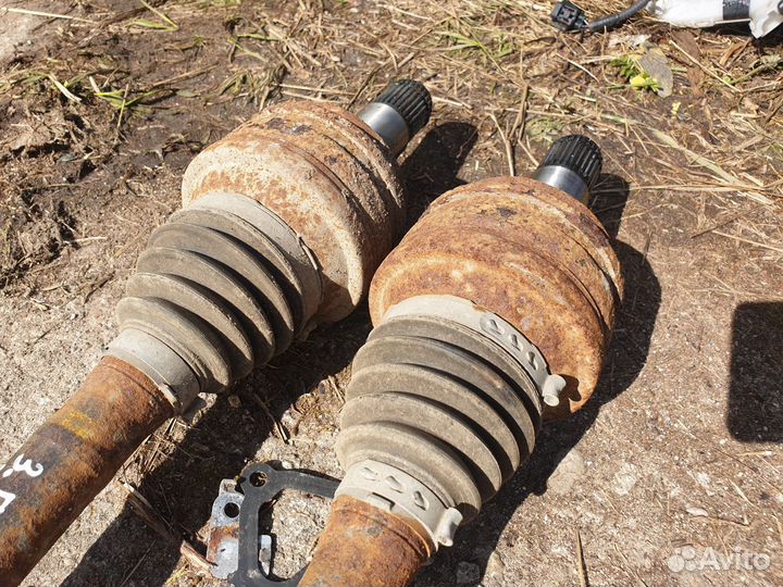 Полуось привод задний левый правый lexus gs300 gs3