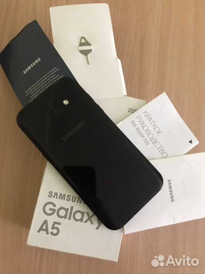 Телефон Samsung galaxy a5 2017