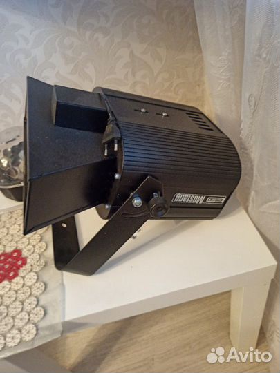 Световой прибор. светомузыка