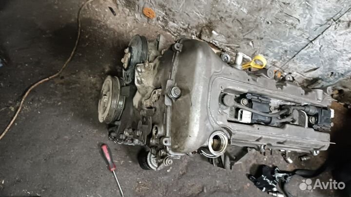 Двигатель suzuki liana 1.6 M16A