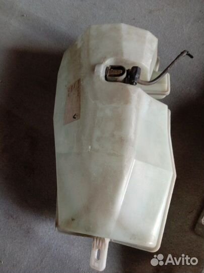 Бачок омывателя Renault Sandero K7J710 2014