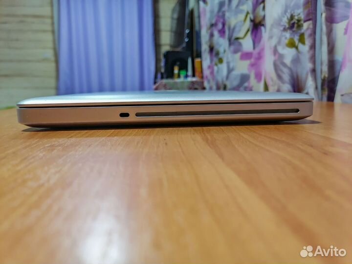 MacBook Pro 13 (i5, 16gb, 500hdd)