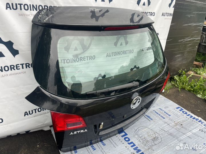 Крышка багажника Opel Astra J 13394324