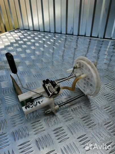 Датчик уровня топлива правый Ssangyong Actyon New