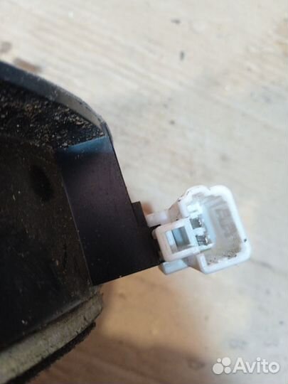 Динамик штатный Hyundai Sonata 5 (NF)