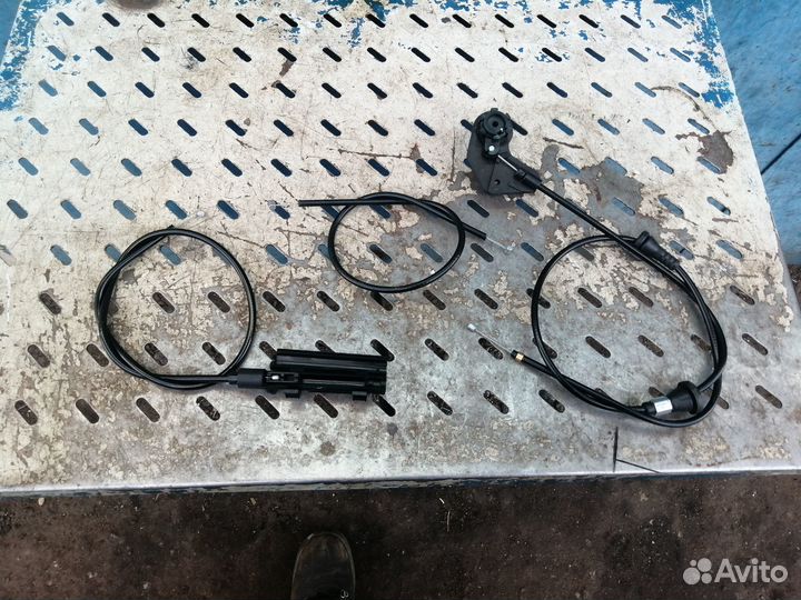 Трос капота BMW 3er e46