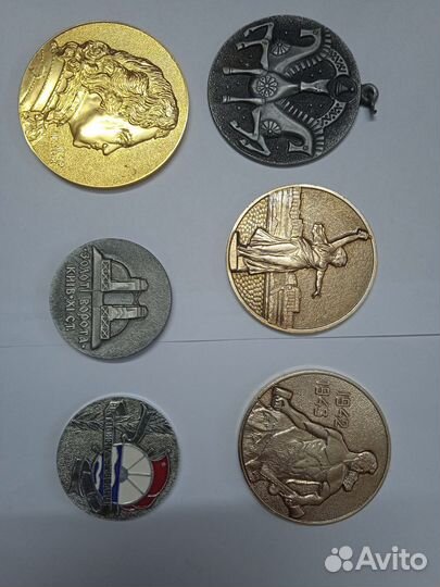 Настольные медали