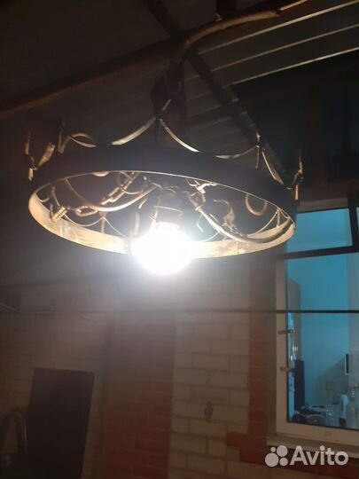 Люстра из металла