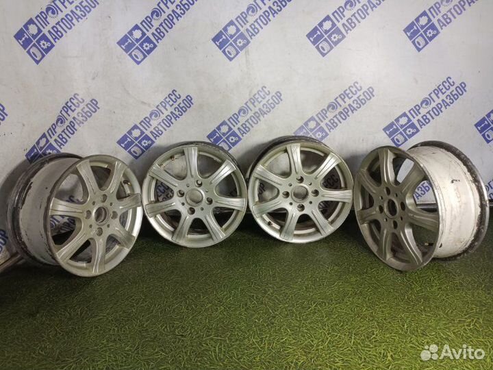 Комплект литых дисков R15 4x114.3