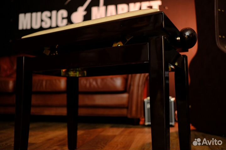 Банкетка для клавишных