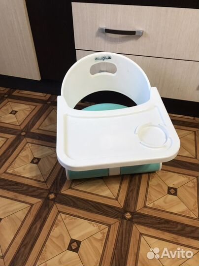 Стульчик-бустер для кормления Babyton