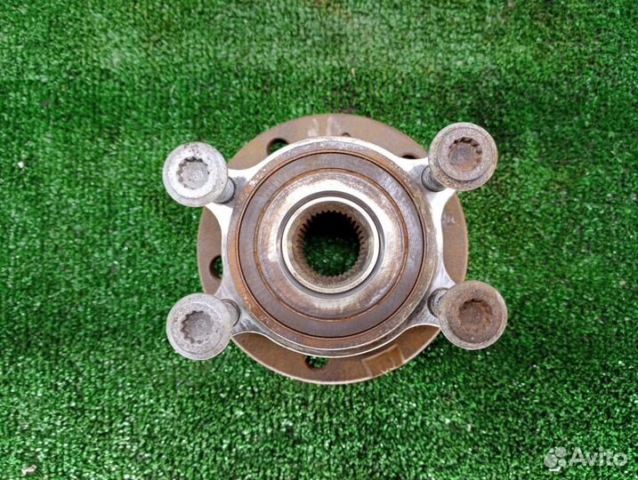 Ступица задняя правая R