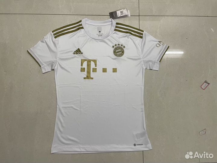 Футбольная форма Бавария Мюнхен 2023